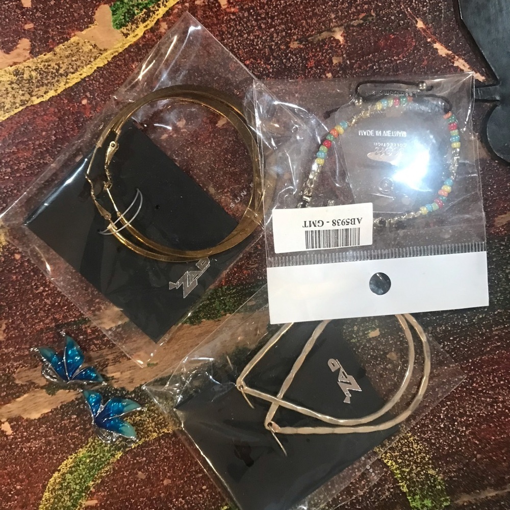 ▪️Lot of Jewelry